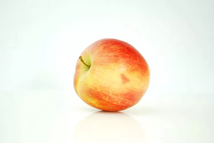 Apples Or Fries: When Apples Are The Default Side-dish, Children Still Choose Fries