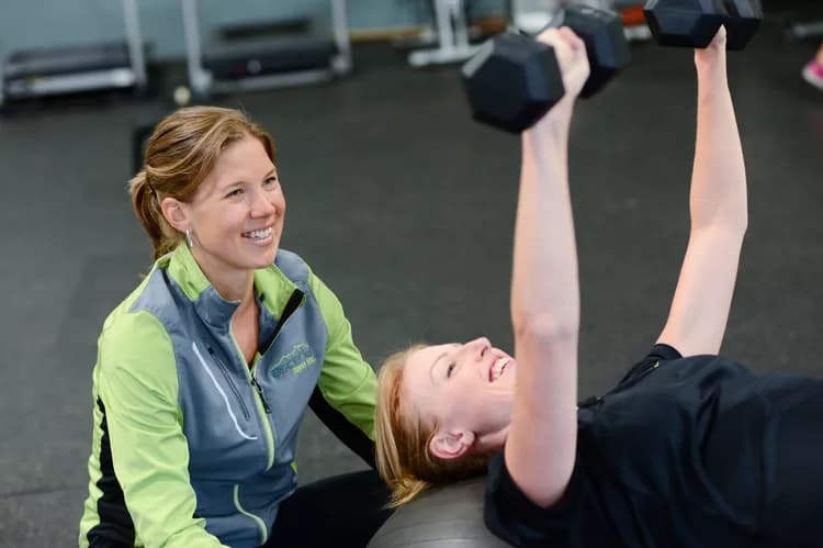 Disadvantaged Women At Greater Risk Of Heart Disease Than Men
