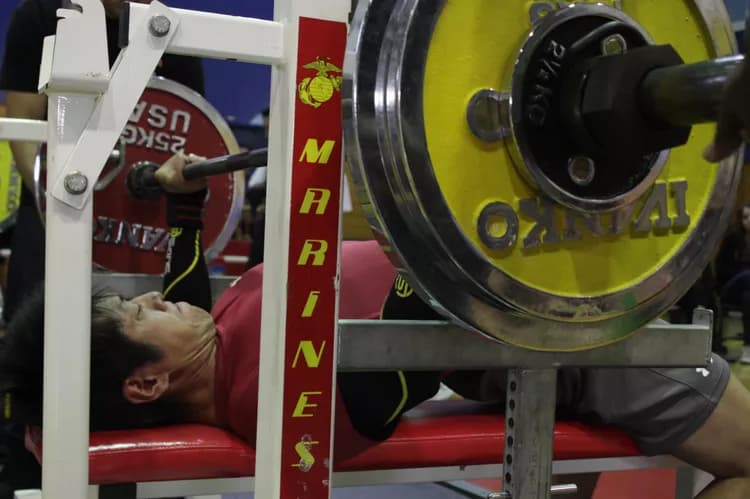 How Do You Perform A Bench Press?