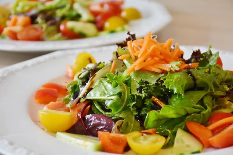 Should You Avoid Lunch For Weight Loss?