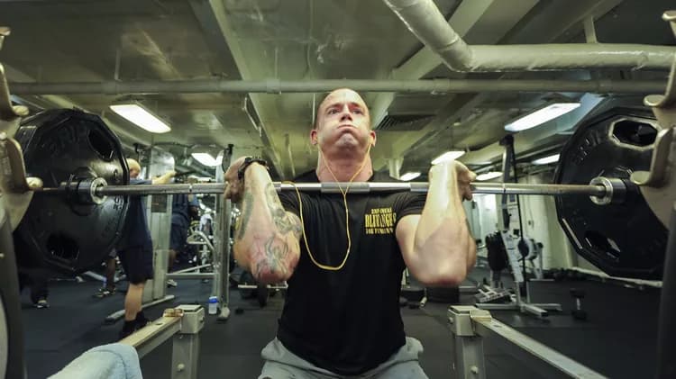 Weight Training Improves Symptoms Of Anxiety And Depression In Old People, Study Confirms