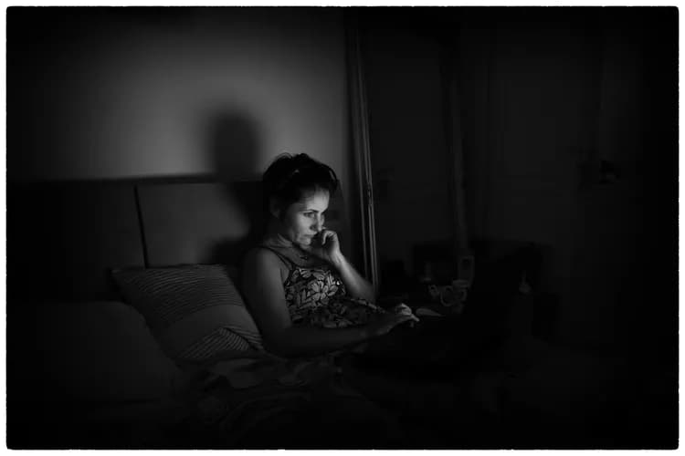 Possible Link Between Late Bedtimes and Weight Gain