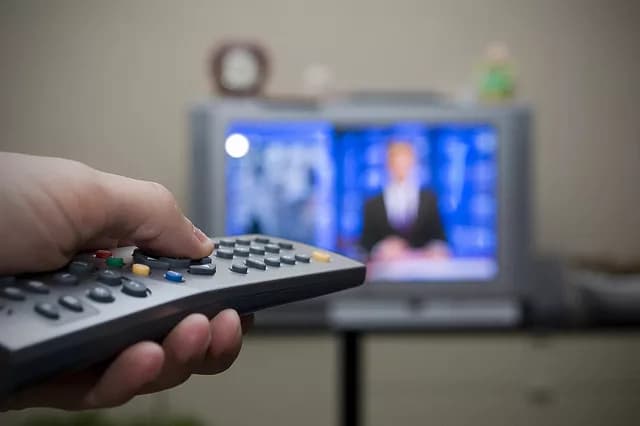 Prolonged TV Viewing Linked To Eight Leading Causes Of Death In US