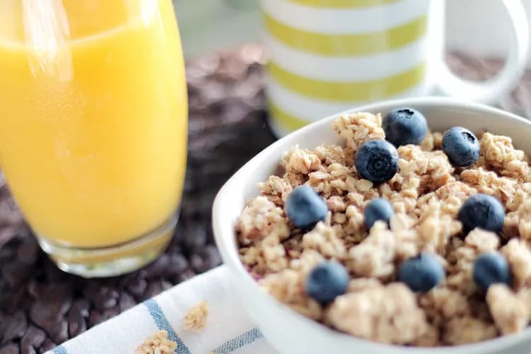 What Are The Health Benefits Of Consuming A Diet High In Fiber?