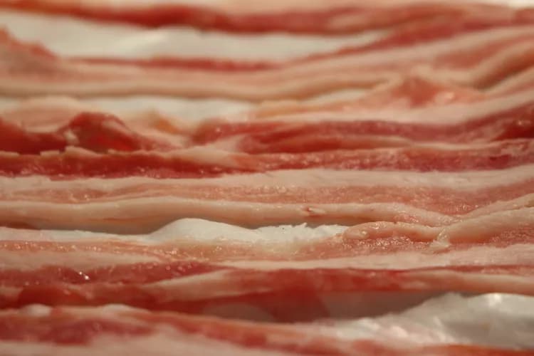 What Are The Negative Health Effects Of Bacon?