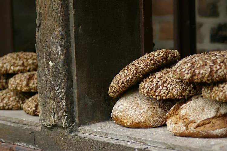 Why Are Whole Grains Healthier Than White Bread?
