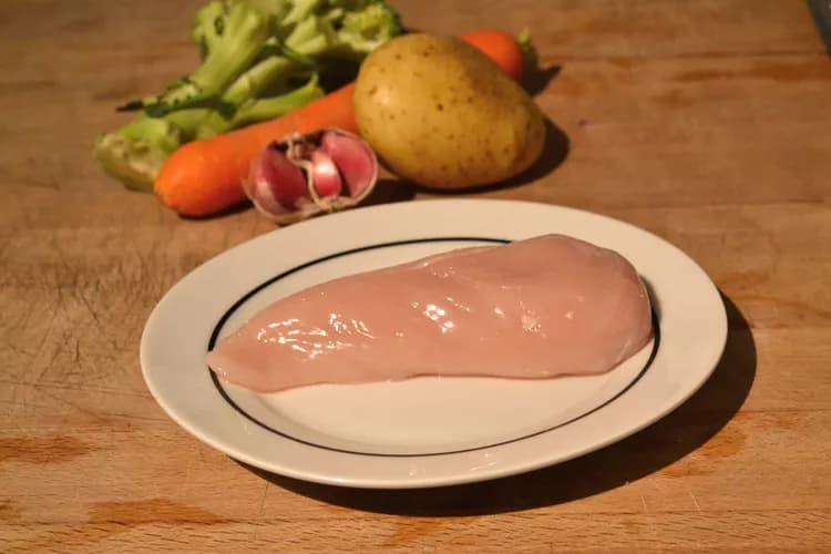 Washing Raw Chicken May Increase Food Poisoning