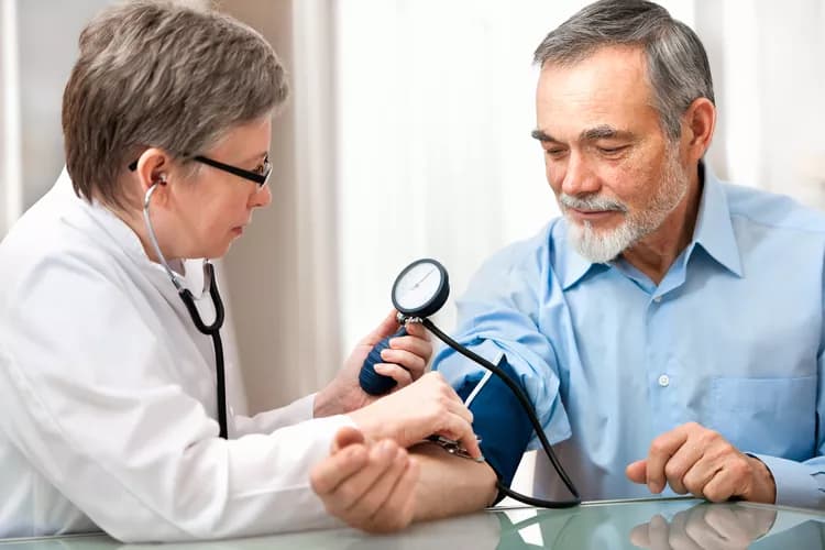 Lowering Systolic Blood Pressure Would Save More Than 100,000 Lives Per Year, Study Finds