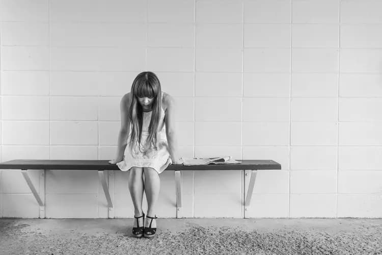 One In Four Girls Is Depressed At Age 14